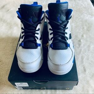 Jordan FLTCLB ‘91 BP White Sneakers Size 2Y